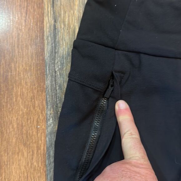 Athleta leggings 2 (899) - Picture 3 of 8